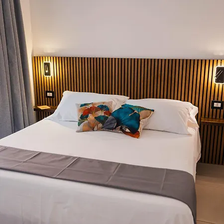 Humboldt Luxury * Taormina
